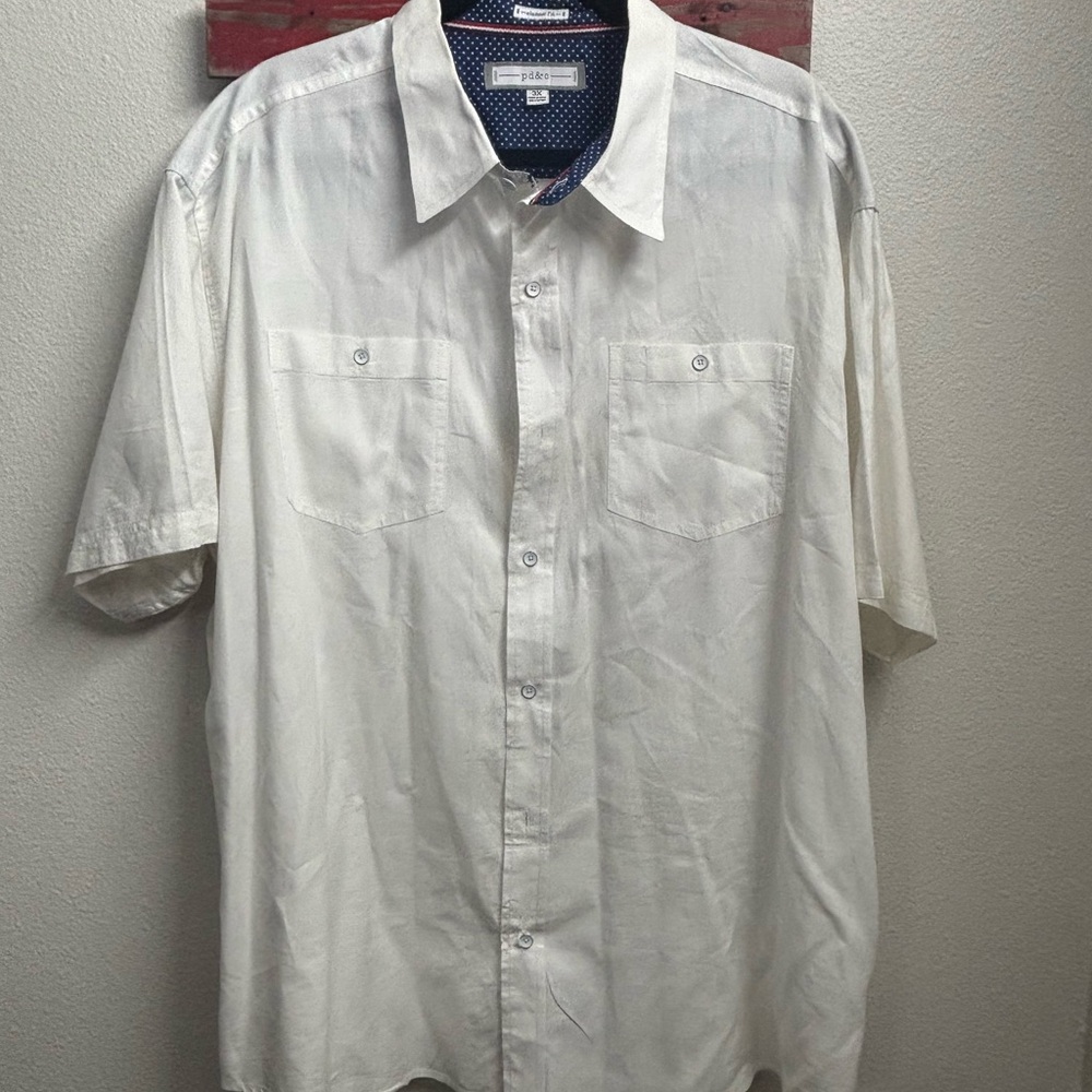 Men's White Button-Up‎ Shirt